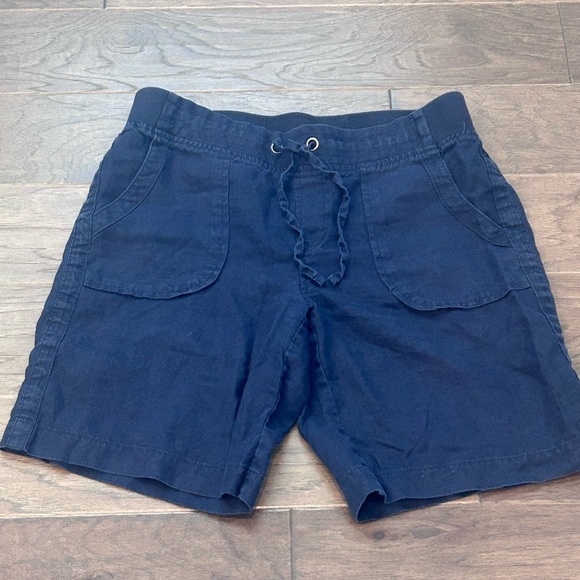 ATHLETA Linen Shorts. Size 8. Navy Blue - Picture 1 of 5